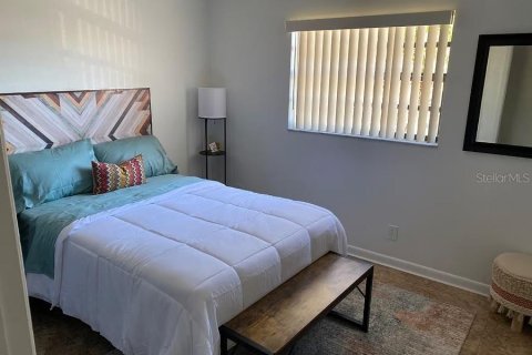 Casa en venta en Tampa, Florida, 4 dormitorios, 167.78 m2 № 2386485 - foto 11
