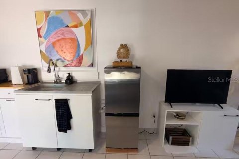Casa en venta en Tampa, Florida, 4 dormitorios, 167.78 m2 № 2386485 - foto 14