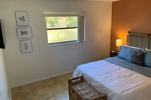 Casa en venta en Tampa, Florida, 4 dormitorios, 167.78 m2 № 2386485 - foto 12