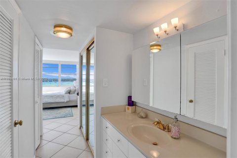 Copropriété à vendre à Aventura, Floride: 1 chambre, 93.37 m2 № 1958753 - photo 16