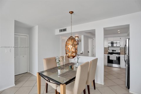 Copropriété à vendre à Aventura, Floride: 1 chambre, 93.37 m2 № 1958753 - photo 10
