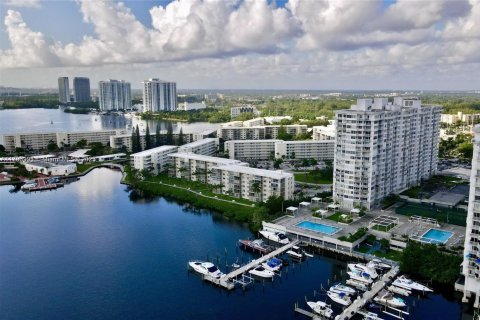 Copropriété à vendre à Aventura, Floride: 1 chambre, 93.37 m2 № 1958753 - photo 26