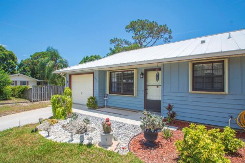 Villa ou maison à Vero Beach, Floride 2 chambres, 100.15 m2 № 2282446