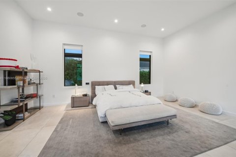 Casa en venta en Pinecrest, Florida, 6 dormitorios, 606.65 m2 № 1961144 - foto 26