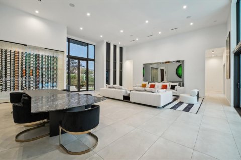 Casa en venta en Pinecrest, Florida, 6 dormitorios, 606.65 m2 № 1961144 - foto 11