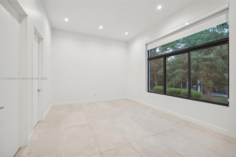 Casa en venta en Pinecrest, Florida, 6 dormitorios, 606.65 m2 № 1961144 - foto 18