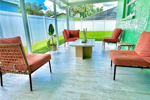 Villa ou maison à vendre à Tampa, Floride: 3 chambres, 116.69 m2 № 1905446 - photo 19