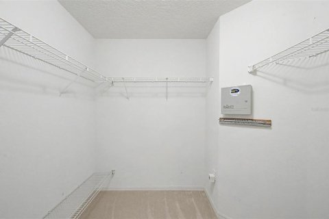 Casa en venta en Wesley Chapel, Florida, 3 dormitorios, 174.01 m2 № 2215881 - foto 18
