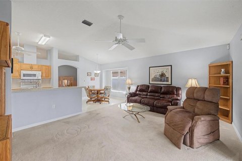 Casa en venta en Wesley Chapel, Florida, 3 dormitorios, 174.01 m2 № 2215881 - foto 14