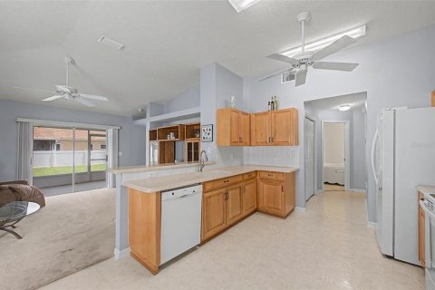 Casa en venta en Wesley Chapel, Florida, 3 dormitorios, 174.01 m2 № 2215881 - foto 27