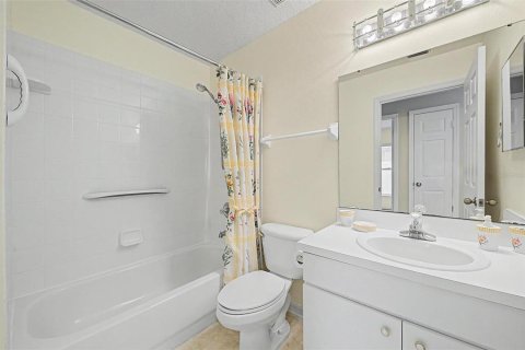 Casa en venta en Wesley Chapel, Florida, 3 dormitorios, 174.01 m2 № 2215881 - foto 30