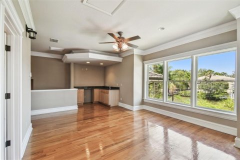 Casa en venta en Tampa, Florida, 7 dormitorios, 581.29 m2 № 1721054 - foto 24