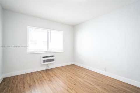 Appartement à louer à Miami Beach, Floride: 1 chambre, 91.97 m2 № 1814927 - photo 14