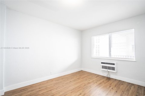 Appartement à louer à Miami Beach, Floride: 1 chambre, 91.97 m2 № 1814927 - photo 11