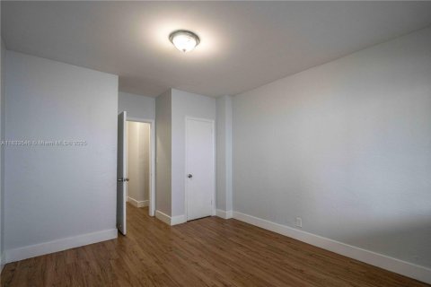 Appartement à louer à Miami Beach, Floride: 1 chambre, 91.97 m2 № 1814927 - photo 10