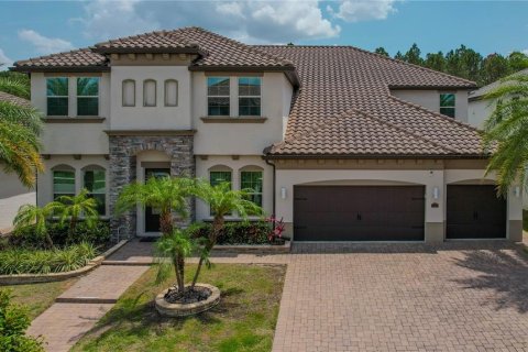 House in Orlando, Florida 6 bedrooms, 501.11 sq.m. № 1680695 - photo 1