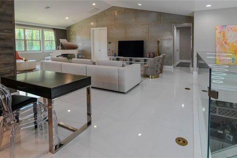 House in Orlando, Florida 6 bedrooms, 501.11 sq.m. № 1680695 - photo 25