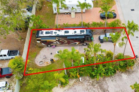 Land in Land O' Lakes, Florida № 1721544 - photo 1