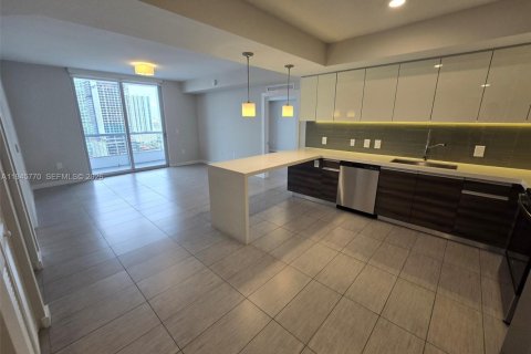Apartment in Miami, Florida 2 bedrooms, 96.8 sq.m. № 2002716 - photo 11