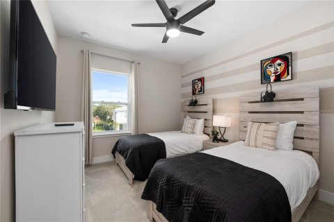 Townhouse in Four Corners, Florida 3 bedrooms, 156.08 sq.m. № 1919654 - photo 19