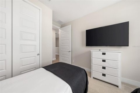 Townhouse in Four Corners, Florida 3 bedrooms, 156.08 sq.m. № 1919654 - photo 20