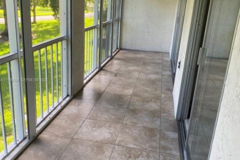 Copropriété à vendre à Coconut Creek, Floride: 1 chambre, 73.76 m2 № 2059181 - photo 13