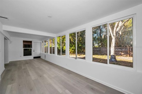 Villa ou maison à vendre à Palm Harbor, Floride: 2 chambres, 108.88 m2 № 2143302 - photo 18