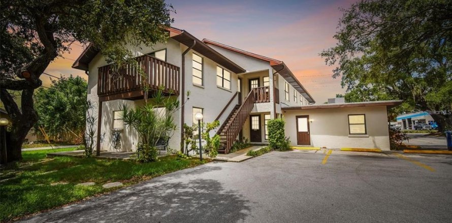 Apartment in Seminole, Florida 1 bedroom, 69.68 sq.m. № 1910492