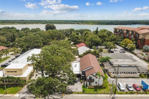 Apartment in Seminole, Florida 1 bedroom, 69.68 sq.m. № 1910492 - photo 9