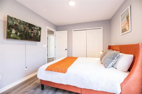 Villa ou maison à vendre à Kissimmee, Floride: 6 chambres, 326.27 m2 № 2135010 - photo 24