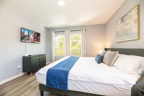 Villa ou maison à vendre à Kissimmee, Floride: 6 chambres, 326.27 m2 № 2135010 - photo 18