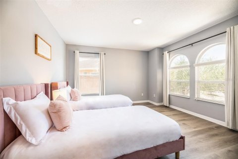 Villa ou maison à vendre à Kissimmee, Floride: 6 chambres, 326.27 m2 № 2135010 - photo 21