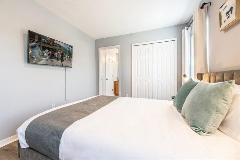 Villa ou maison à vendre à Kissimmee, Floride: 6 chambres, 326.27 m2 № 2135010 - photo 27