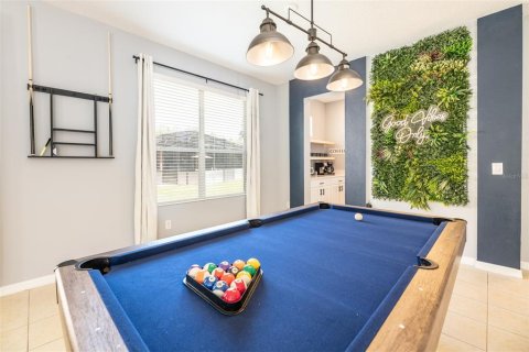Villa ou maison à vendre à Kissimmee, Floride: 6 chambres, 326.27 m2 № 2135010 - photo 4