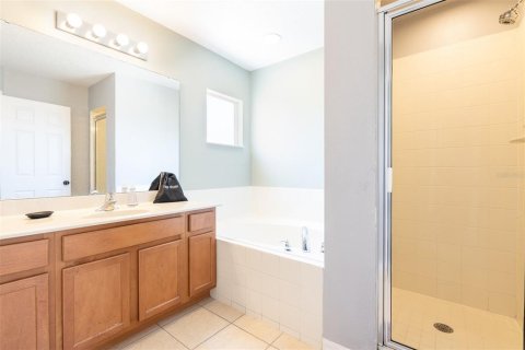 Villa ou maison à vendre à Kissimmee, Floride: 6 chambres, 326.27 m2 № 2135010 - photo 19