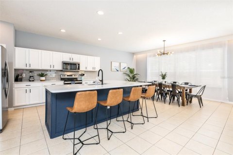 Villa ou maison à vendre à Kissimmee, Floride: 6 chambres, 326.27 m2 № 2135010 - photo 8