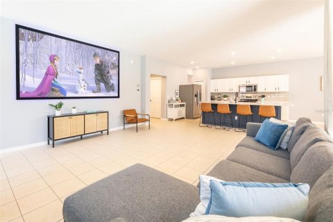 Villa ou maison à vendre à Kissimmee, Floride: 6 chambres, 326.27 m2 № 2135010 - photo 15