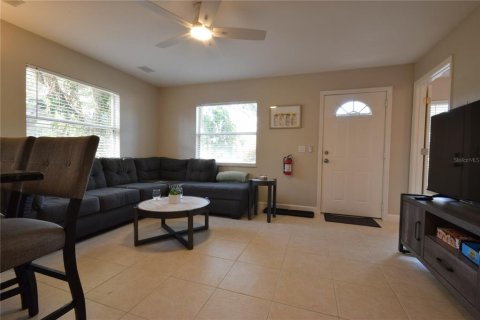 Casa en alquiler en Sarasota, Florida, 3 dormitorios, 99.59 m2 № 2234852 - foto 2