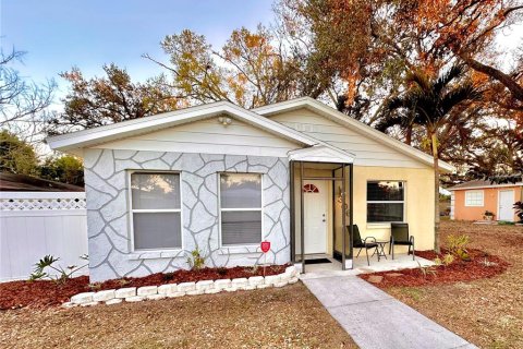 House in Sarasota, Florida 3 bedrooms, 99.59 sq.m. № 2234852