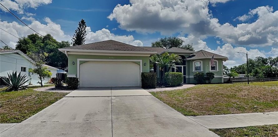 Villa ou maison à North Port, Floride 3 chambres, 155.89 m2 № 2113183