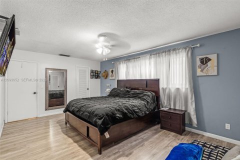 Casa en venta en Hollywood, Florida, 2 dormitorios, 149.48 m2 № 2387826 - foto 17
