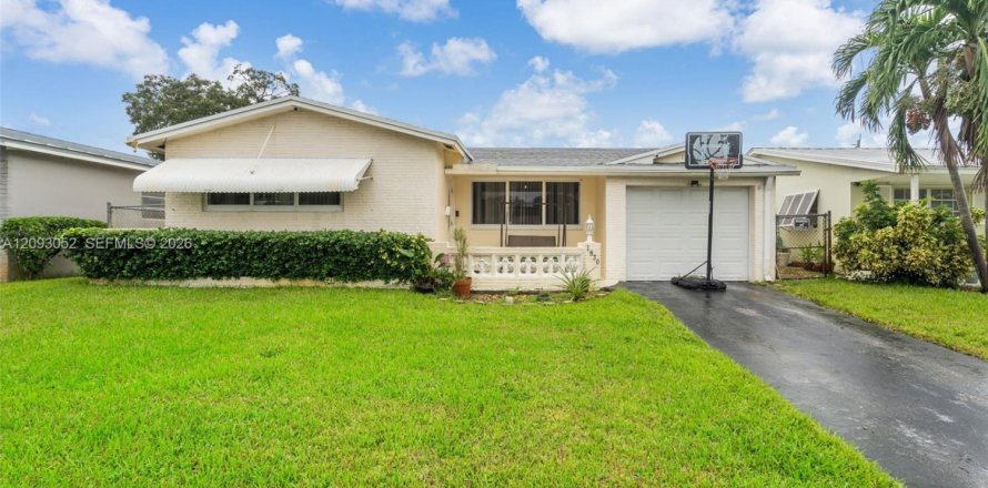 Casa en Hollywood, Florida 2 dormitorios, 149.48 m2 № 2387826