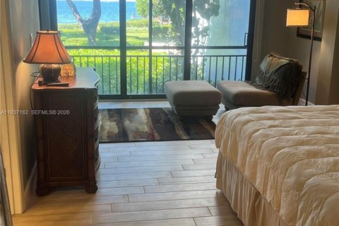 Townhouse in Key Largo, Florida 2 bedrooms, 125.23 sq.m. № 1995210 - photo 15