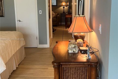 Townhouse in Key Largo, Florida 2 bedrooms, 125.23 sq.m. № 1995210 - photo 18