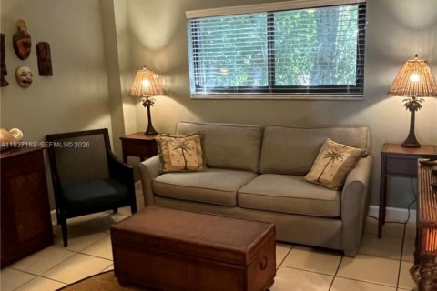 Townhouse in Key Largo, Florida 2 bedrooms, 125.23 sq.m. № 1995210 - photo 23