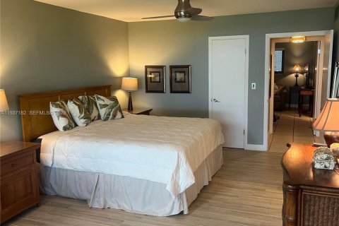 Townhouse in Key Largo, Florida 2 bedrooms, 125.23 sq.m. № 1995210 - photo 17