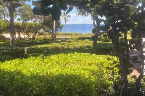 Townhouse in Key Largo, Florida 2 bedrooms, 125.23 sq.m. № 1995210 - photo 5