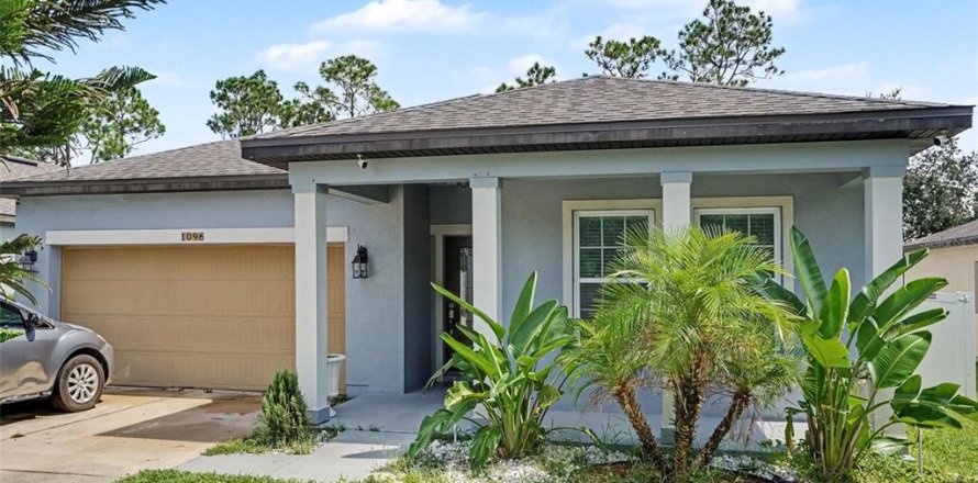 Casa en Lake Wales, Florida 3 dormitorios, 153.75 m2 № 2380996