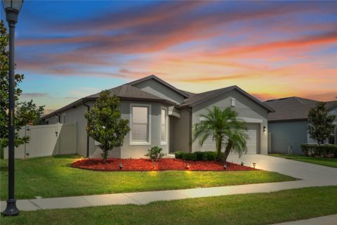 House in Spring Hill, Florida 3 bedrooms, 155.43 sq.m. № 1786622 - photo 3