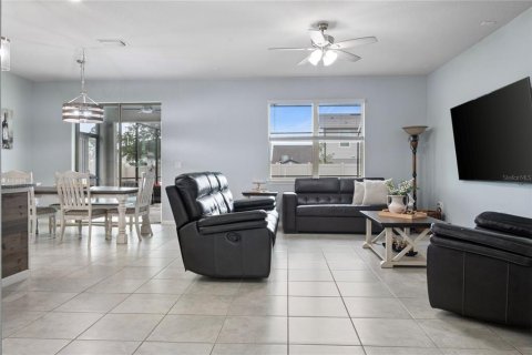 House in Spring Hill, Florida 3 bedrooms, 155.43 sq.m. № 1786622 - photo 14